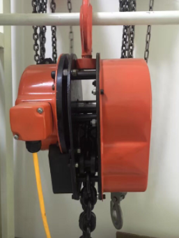 鏈條電動(dòng)葫蘆出現(xiàn)卡鏈問(wèn)題該怎么解決